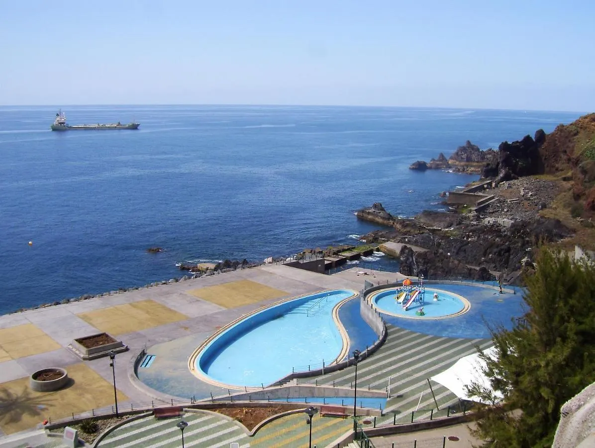 Comfortable Bungalow In Funchal With Sea View 0*, פונשל פורטוגל