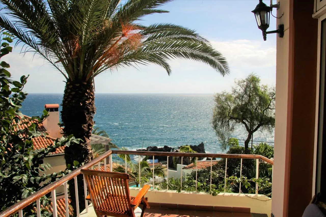 Comfortable Bungalow In Funchal With Sea View 0*, פונשל פורטוגל