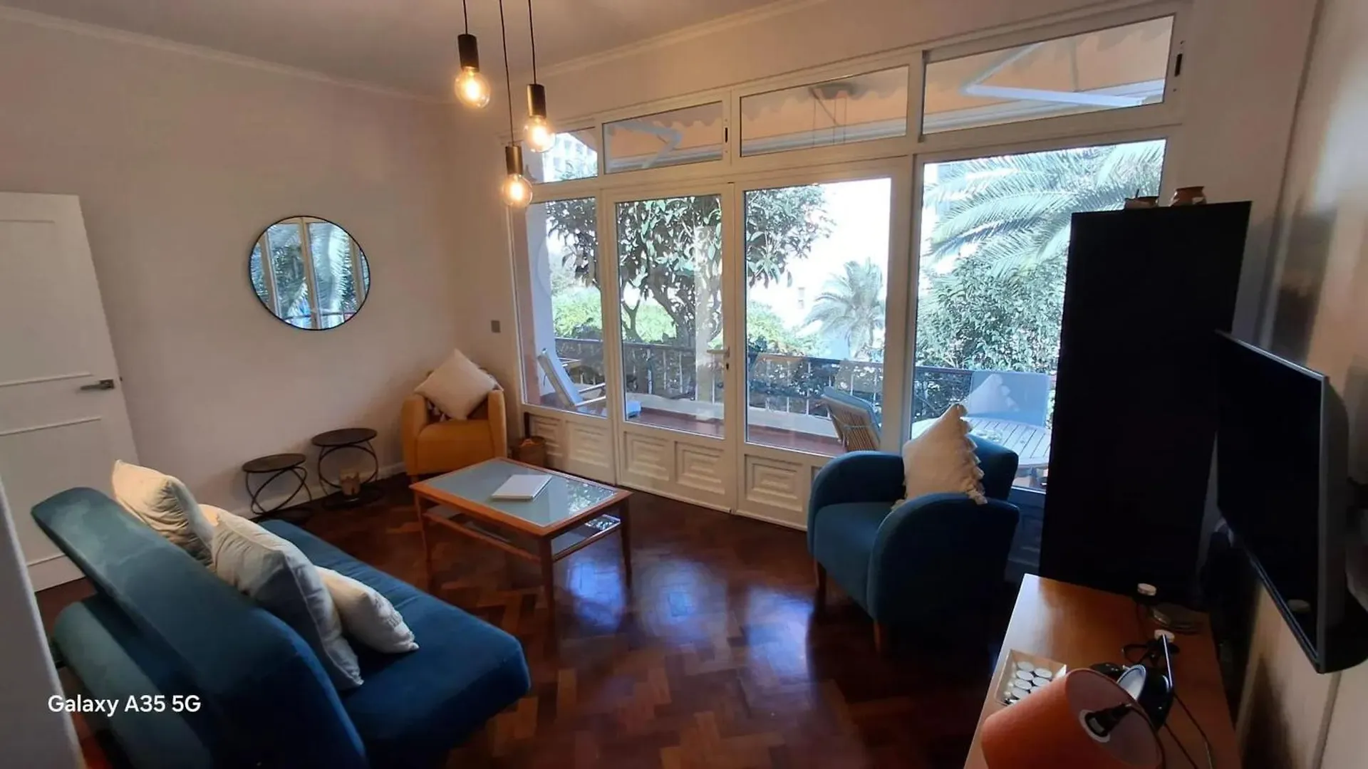 Comfortable Bungalow In Funchal With Sea View פורטוגל